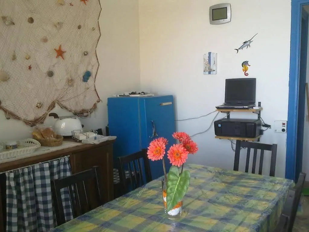 Bed and Breakfast La Caletta Santa Flavia 2*,